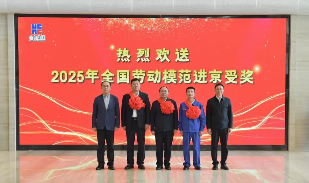 85F7CE70888147FA983337596C9_0E3C073D_15410.jpg?e=